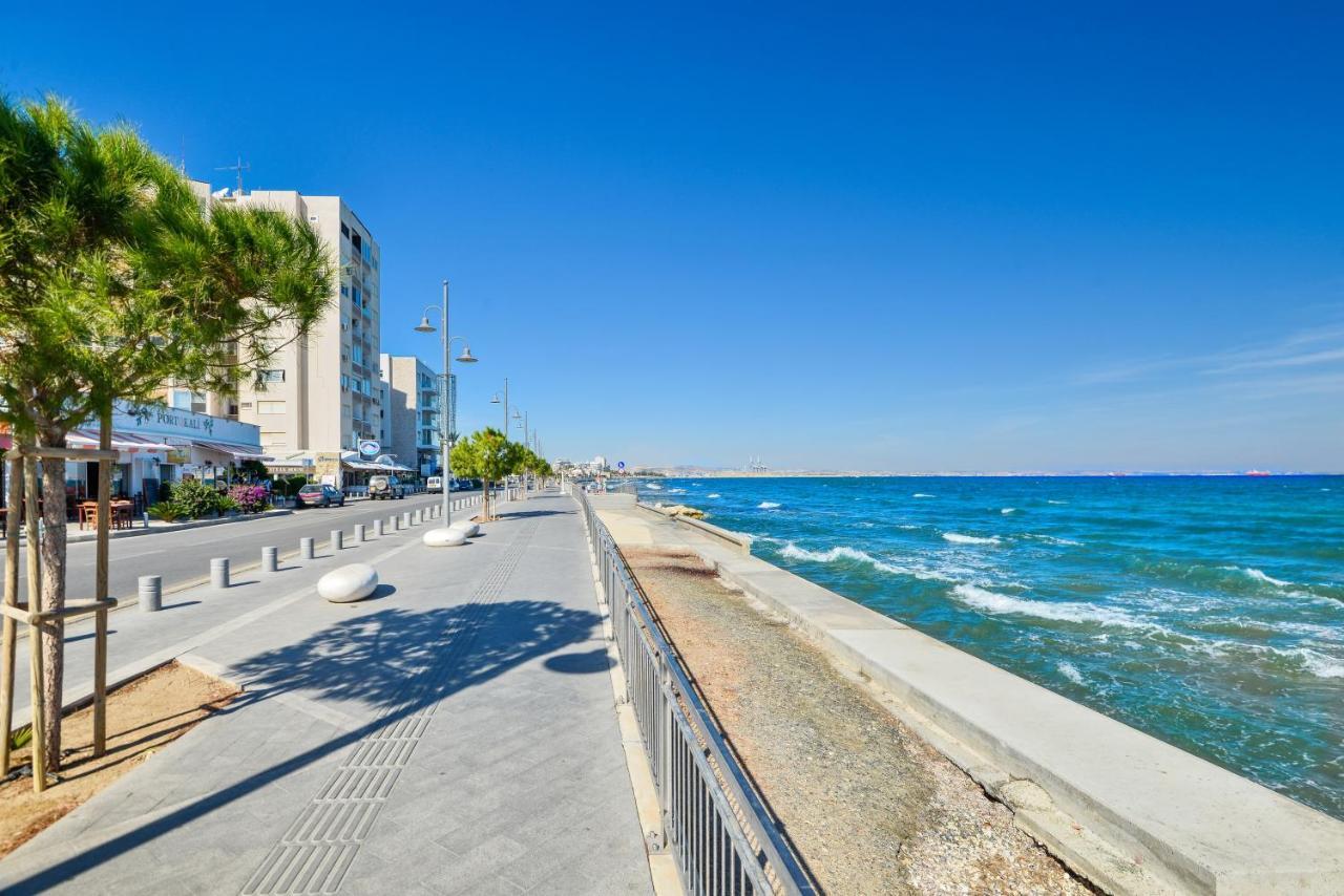 Six Apartments Larnaca Exterior photo
