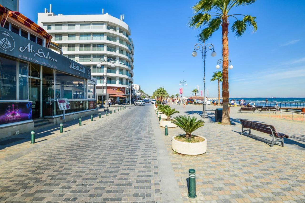 Six Apartments Larnaca Exterior photo