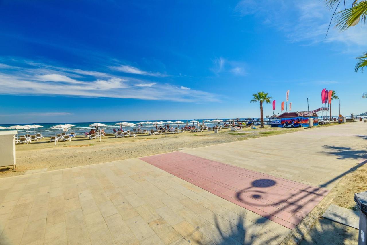 Six Apartments Larnaca Exterior photo