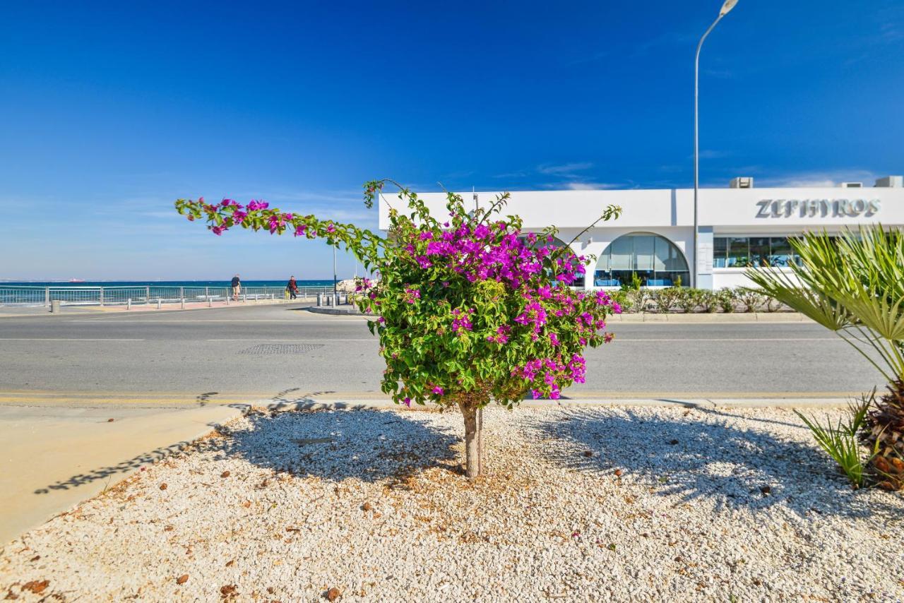 Six Apartments Larnaca Exterior photo